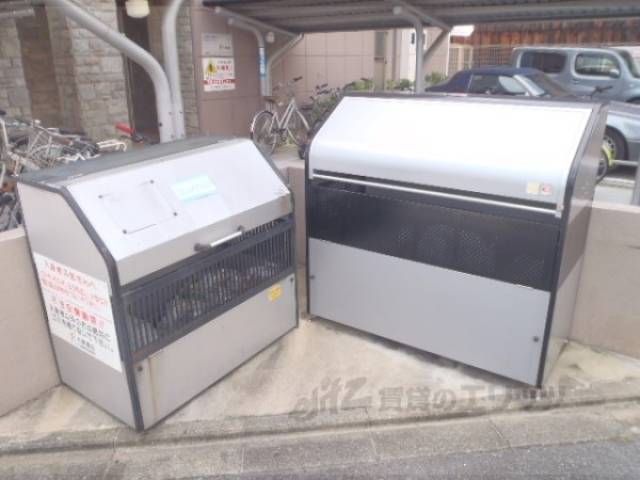 ゴミボックス