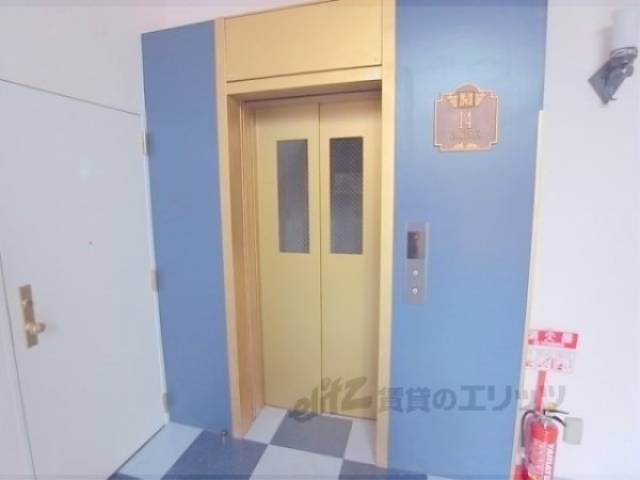 エレベーター