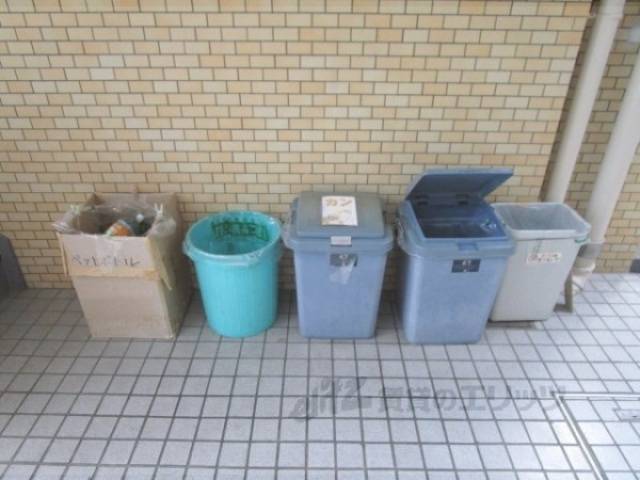 ゴミ置き場