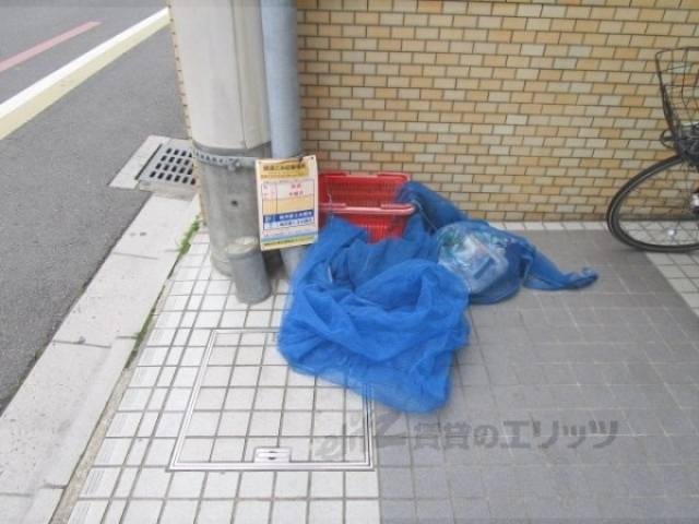 ゴミ置き場