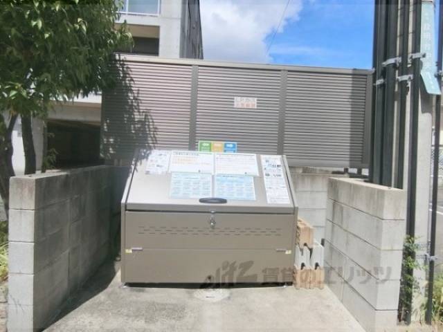 ゴミ置き場