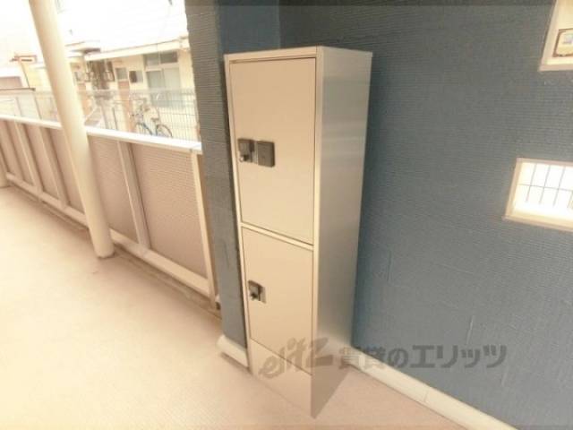 宅配ボックス