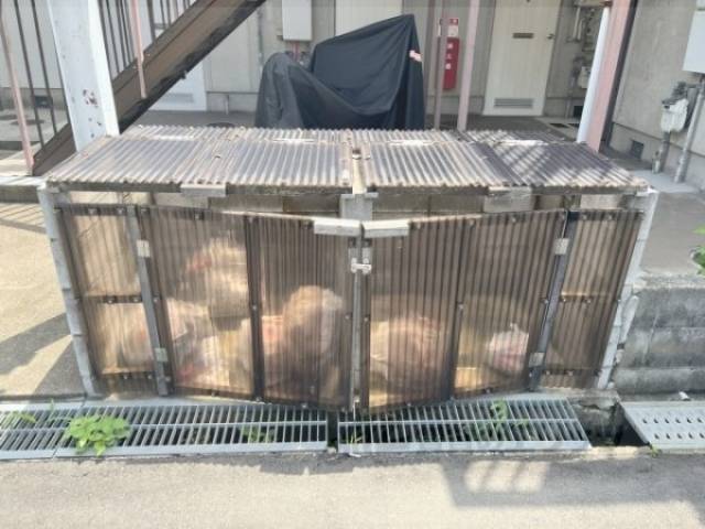 ゴミ置き場