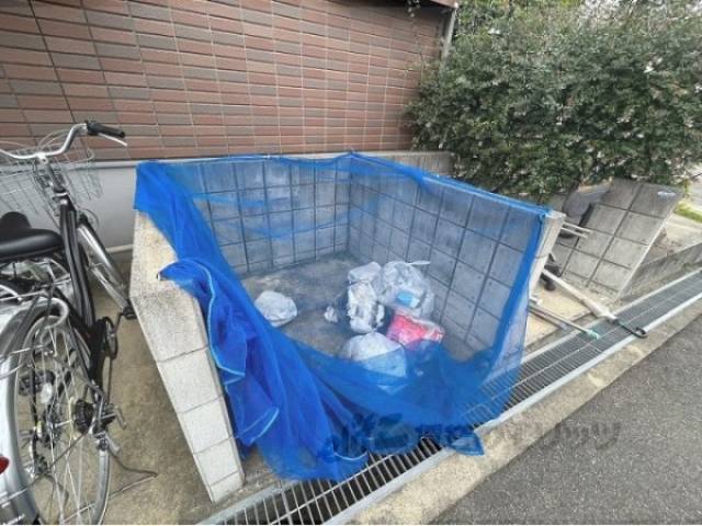 ゴミ置き場