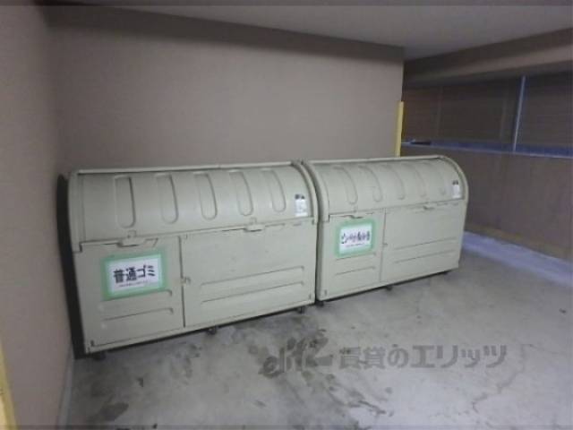 ゴミ置き場