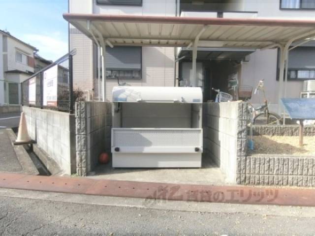 ゴミ置き場