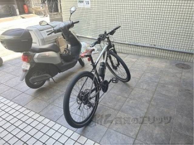 駐輪場