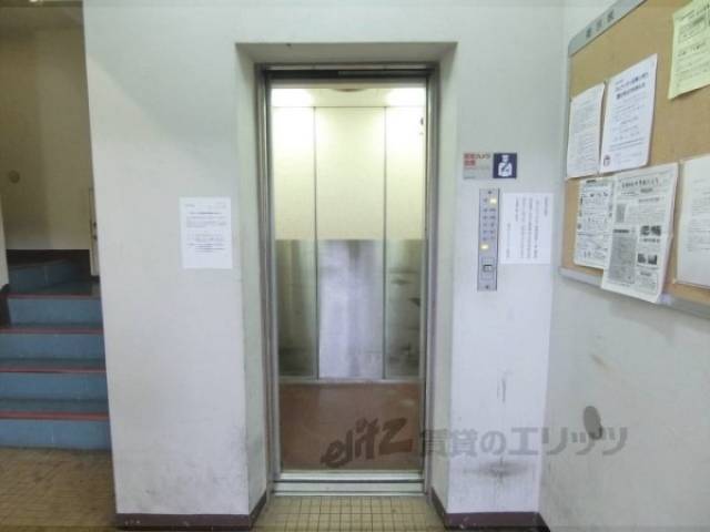 エレベーター