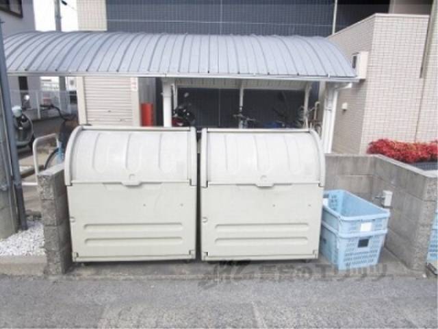 ゴミ置き場