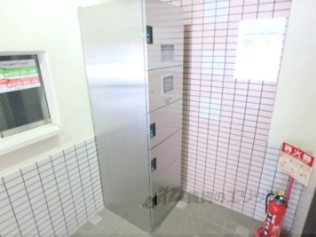 宅配ボックス