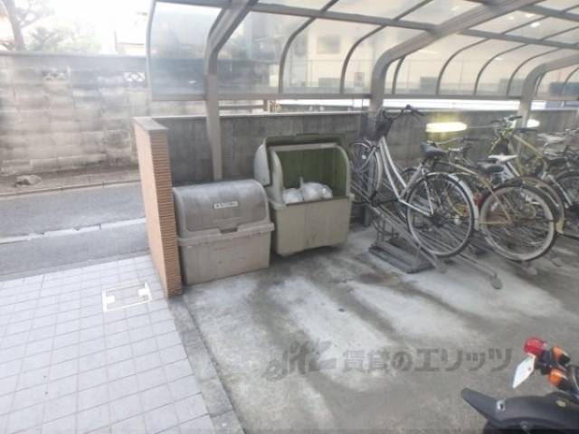 ゴミ置き場