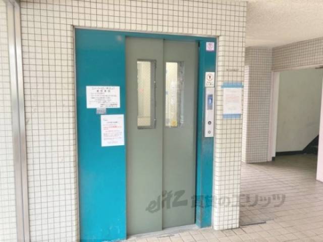 エレベーター