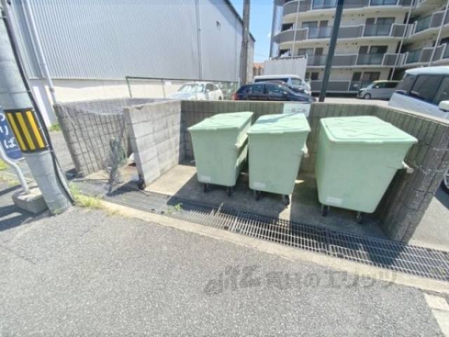 ゴミ置き場