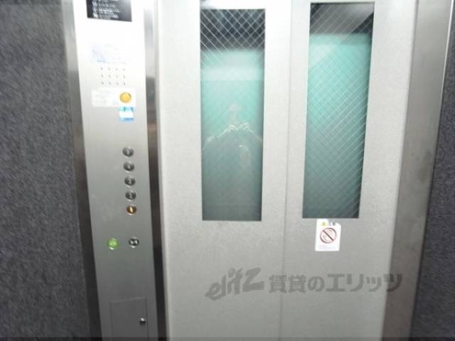 エレベーター