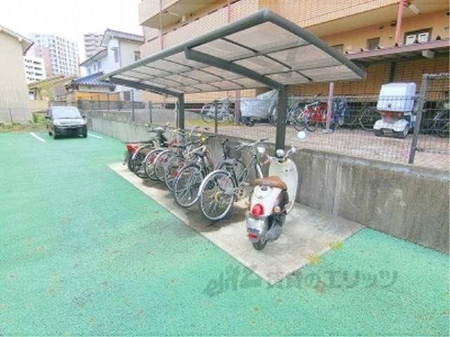駐輪場