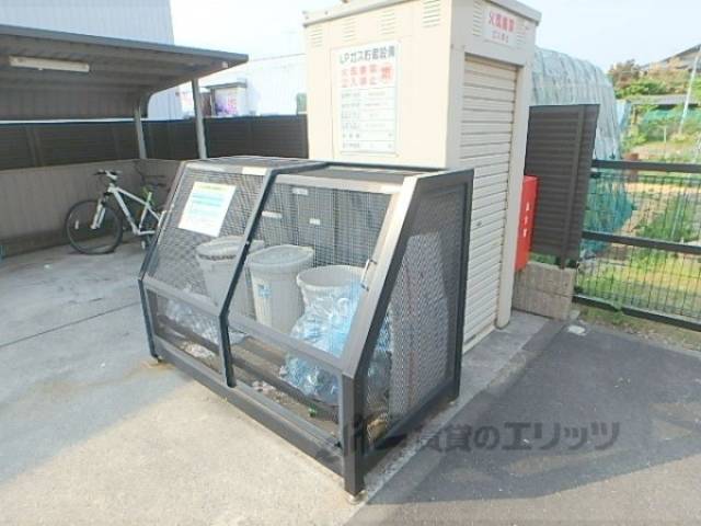 ごみ収集場