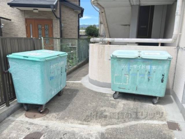 ゴミ置き場