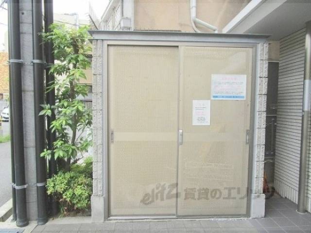 ゴミ置き場
