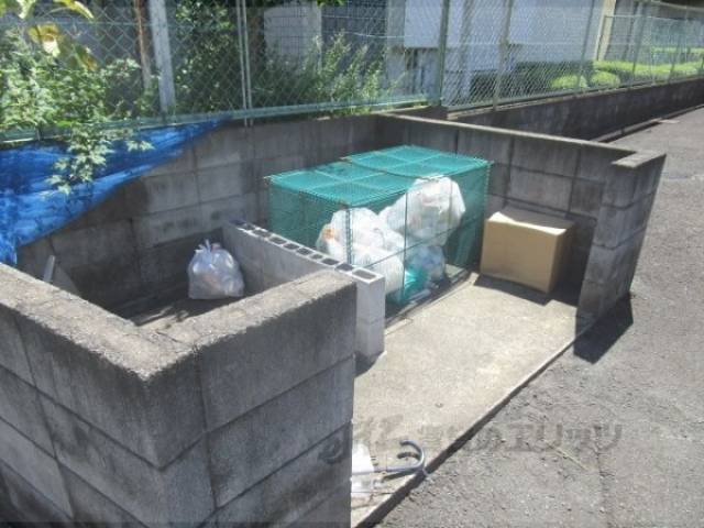 ゴミ置き場