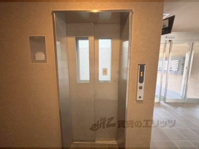 エレベーター