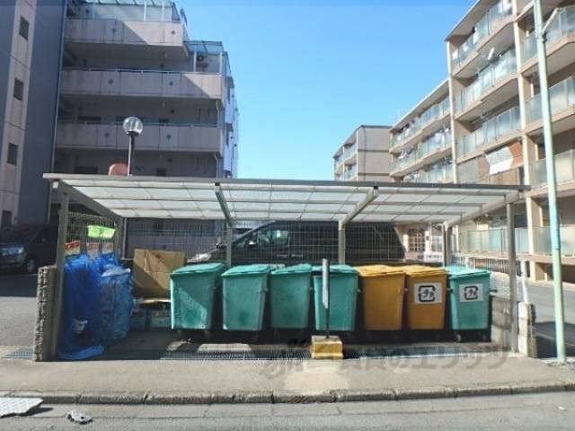 ゴミ置き場