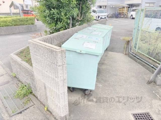 ゴミ置き場
