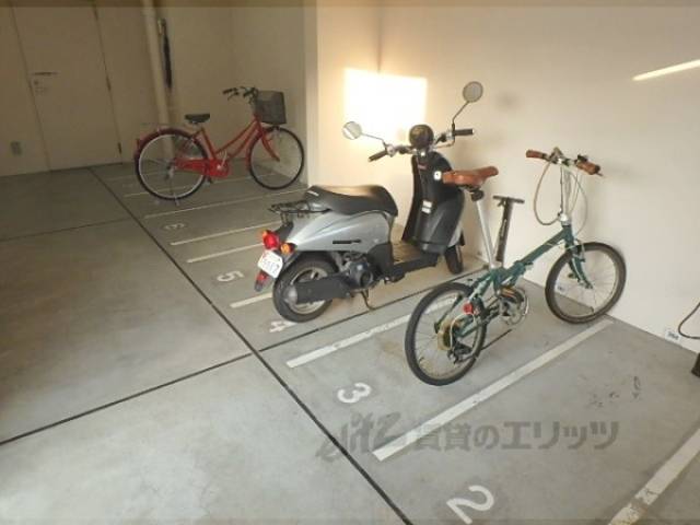 駐輪場