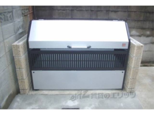 ゴミ置き場　ゴミボックス