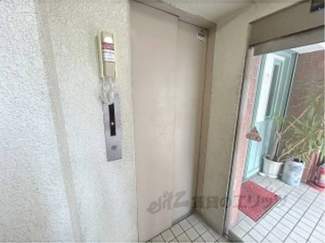 エレベーター