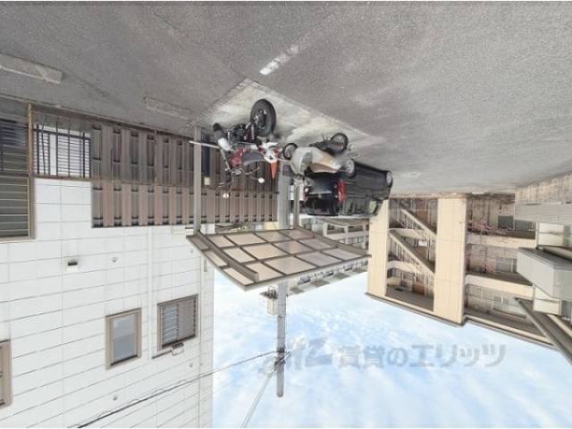 駐輪場　バイク置き場