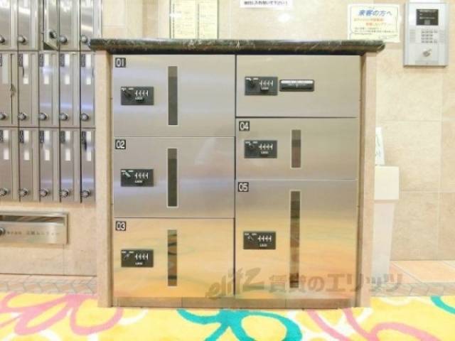 宅配ボックス