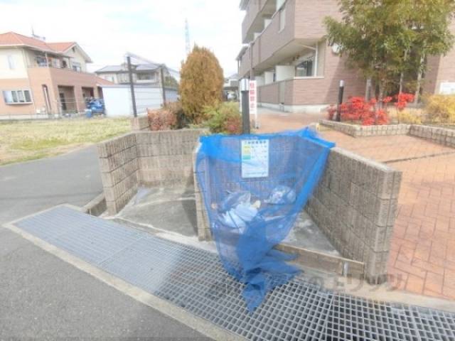 ゴミ置き場