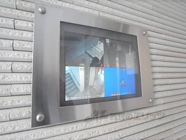 監視カメラ