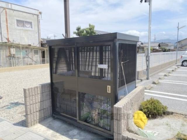 ゴミ置き場