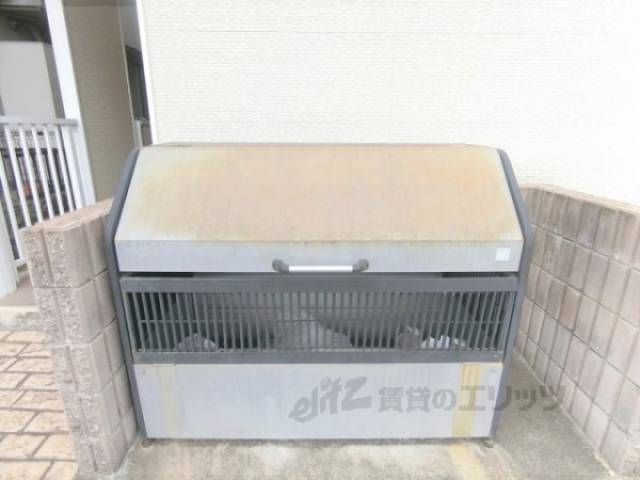 ゴミ置き場