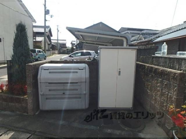 ゴミ置き場