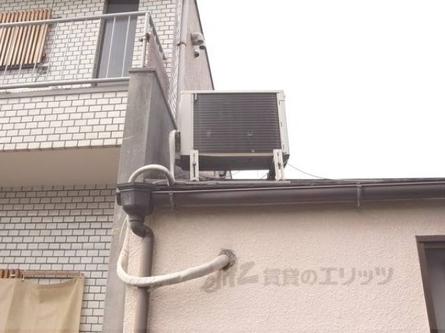 室外機