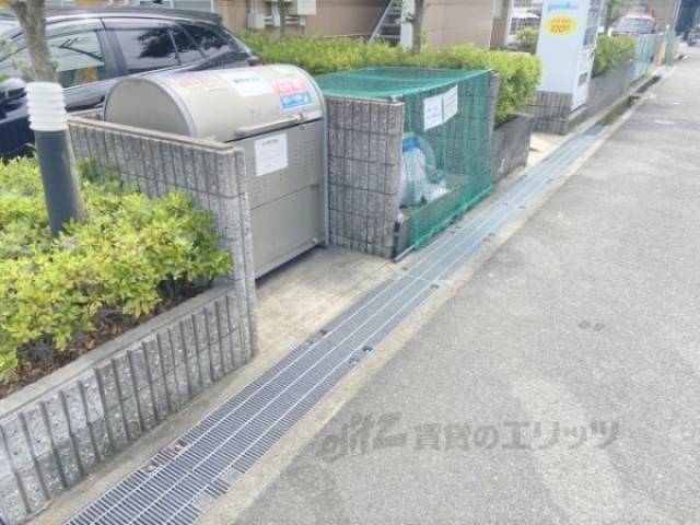 ゴミ置き場
