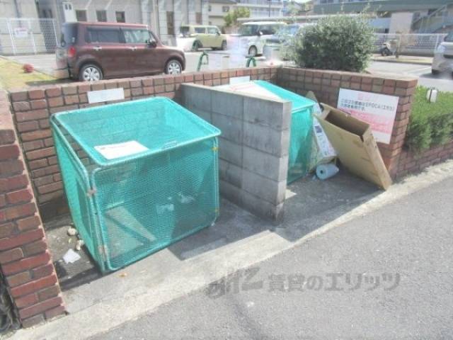 ゴミ置き場