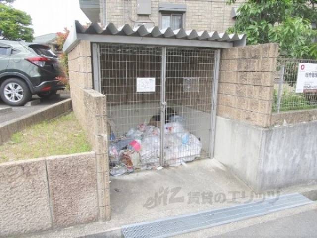 ゴミ置き場