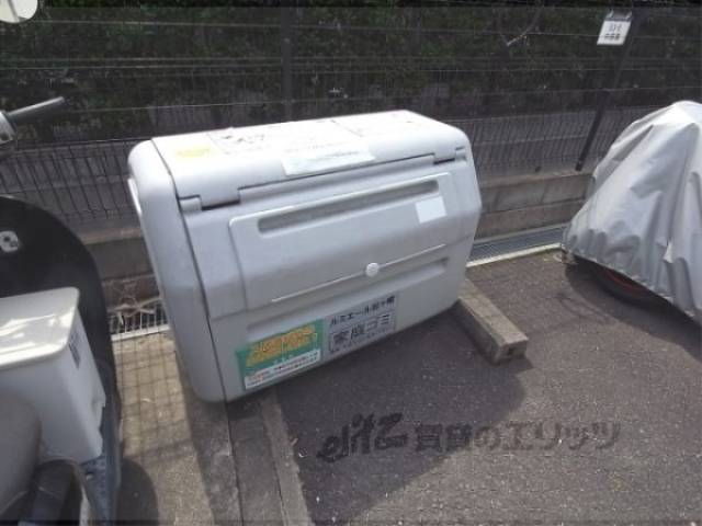 ゴミ置き場　ごみボックス