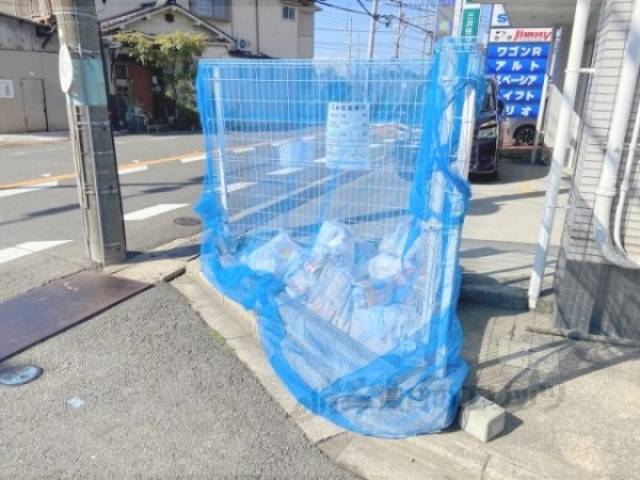 ゴミ置き場