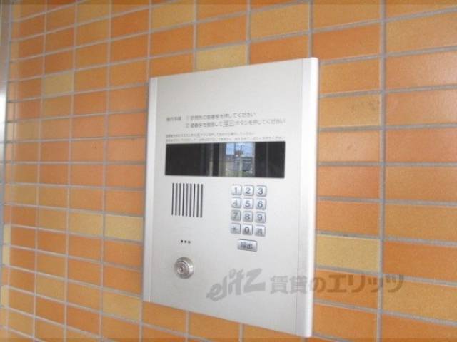 オートロック　正面口