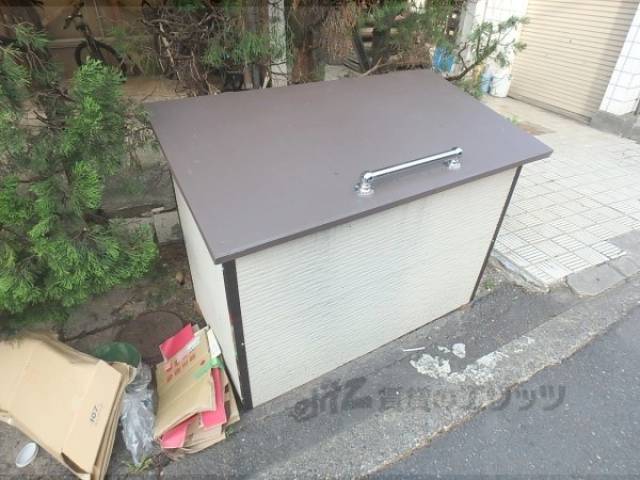 ゴミボックス