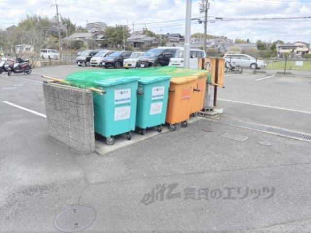 ゴミ置き場