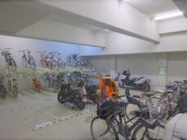 駐輪場