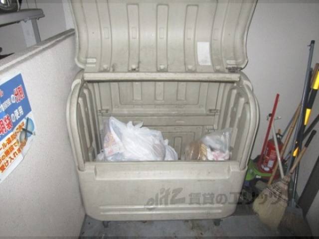 ゴミ置き場