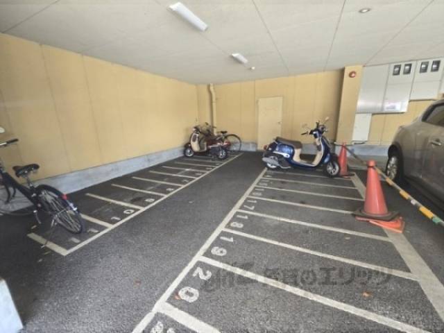 駐輪場