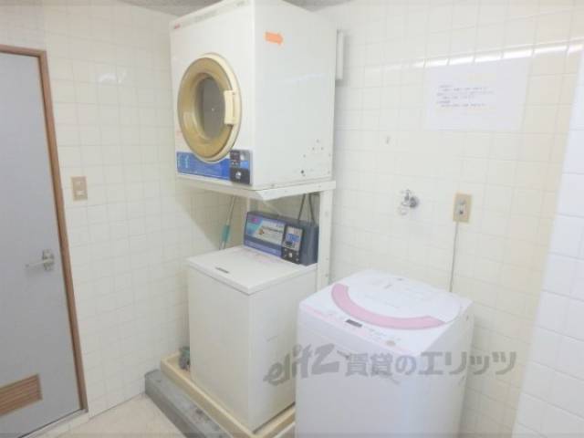 コインランドリー