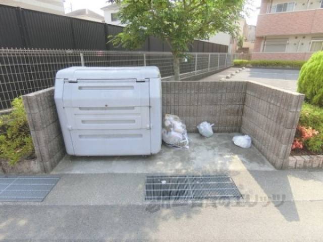 ゴミ置き場